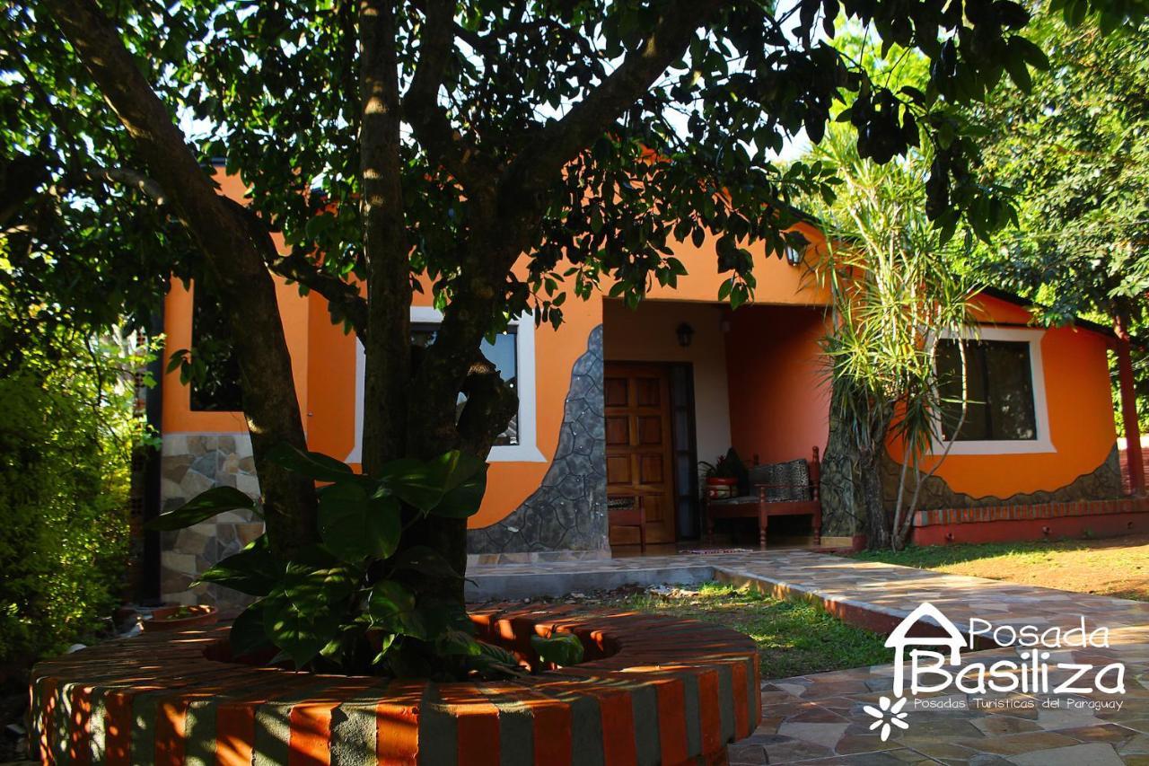Posada Basiliza, Encarnacion Py Exterior photo